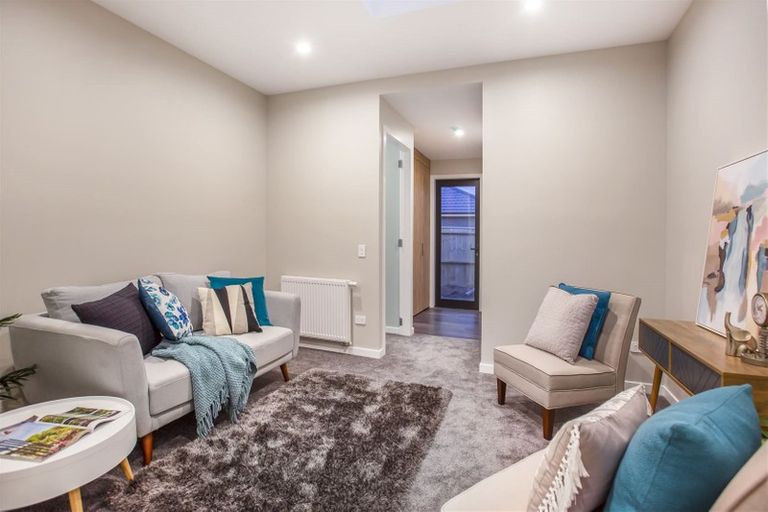 Photo of property in 29 Queen Charlotte Drive, Aotea, Porirua, 5024