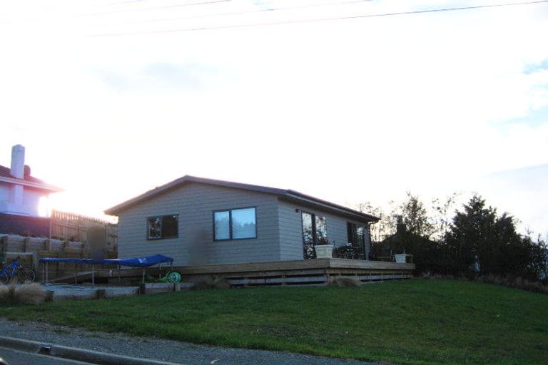 Photo of property in 17 Thomas Street, Palmerston, 9430