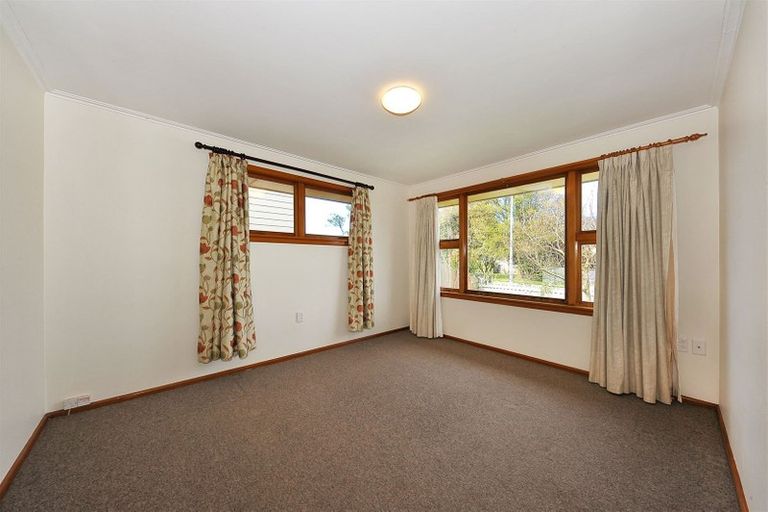 Photo of property in 6 Bucknell Street, Sockburn, Christchurch, 8042
