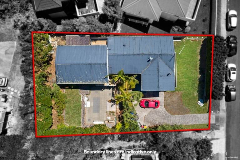 Photo of property in 54 Potter Avenue, Northcote, Auckland, 0627