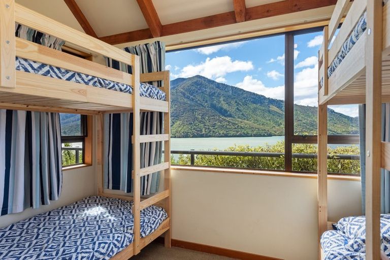 Photo of property in 556 Moetapu Bay Road, Moetapu Bay, Picton, 7282