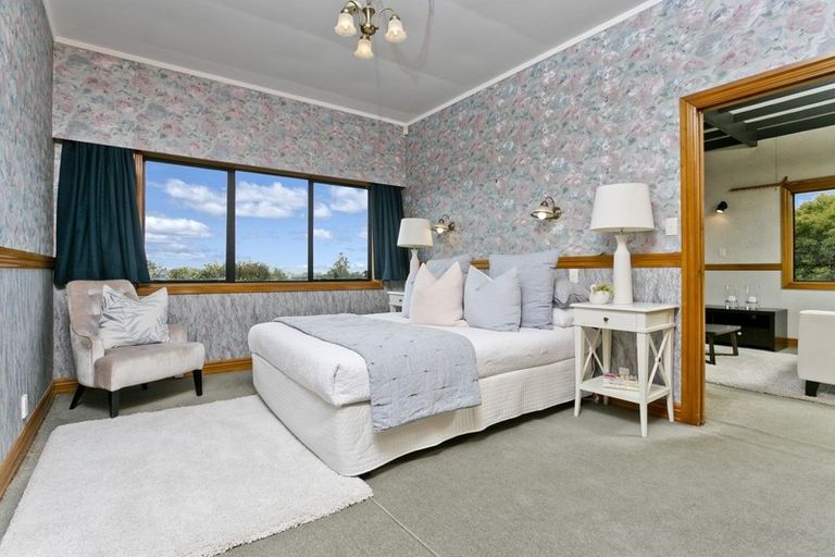 Photo of property in 272 Upper Harbour Drive, Greenhithe, Auckland, 0632