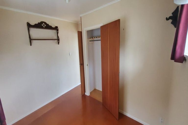 Photo of property in 71 Marlborough Avenue, Glenfield, Auckland, 0629