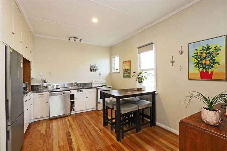 Photo of property in 503b Avenue Road West, Hastings, 4122