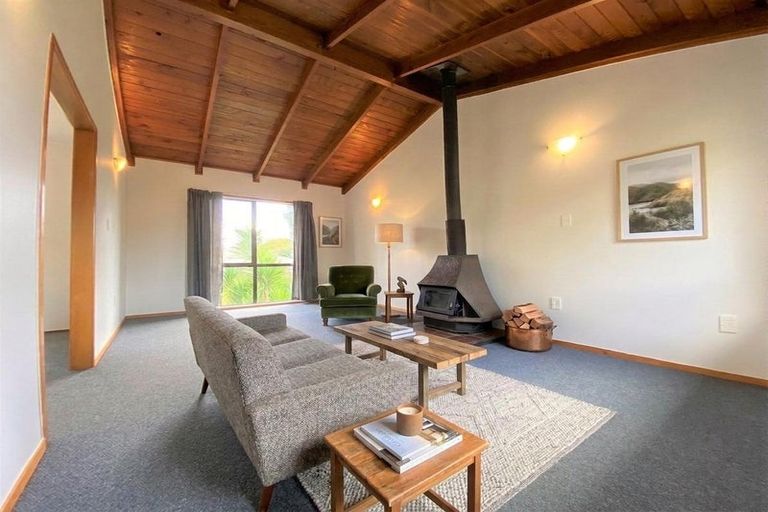 Photo of property in 5 Harrington Road, Henderson, Auckland, 0610
