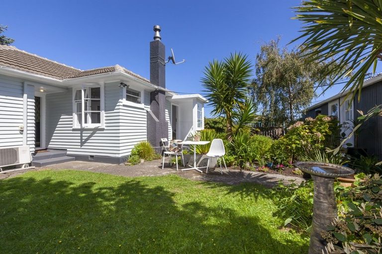 Photo of property in 46 Glen Road, Raumati South, Paraparaumu, 5032