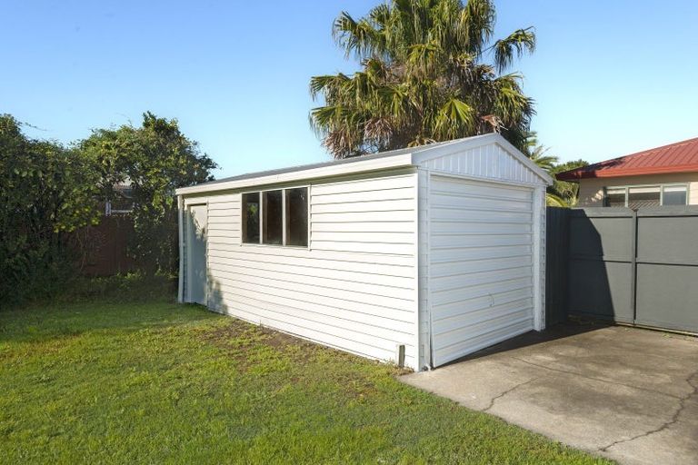 Photo of property in 4 Bulli Street, Riverdale, Gisborne, 4010