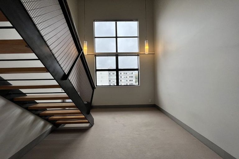 Photo of property in Urbane Apartments, 50/29 Webb Street, Mount Cook, Wellington, 6011