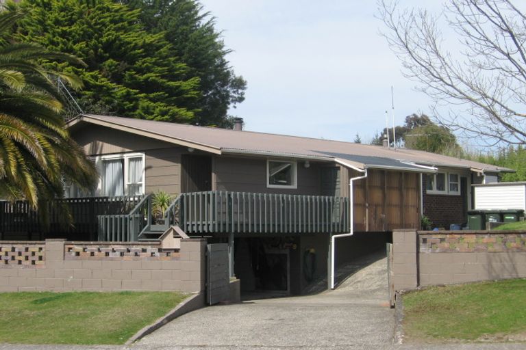 Photo of property in 32 Pandora Avenue, Sunnybrook, Rotorua, 3015