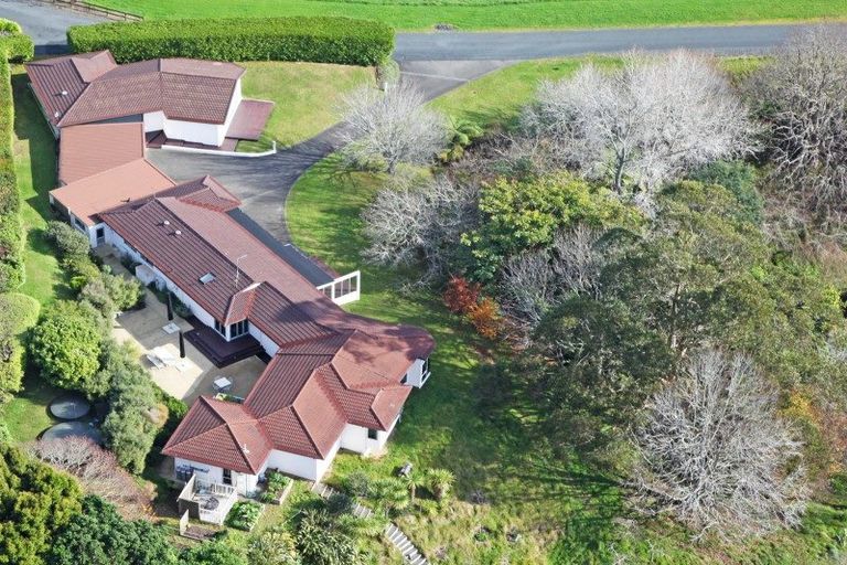 Photo of property in 86 Awanui Rise, Papakura, 2582