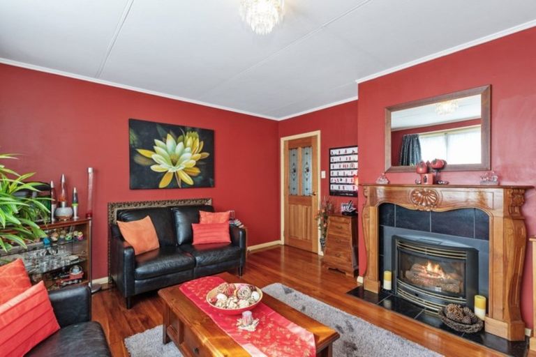 Photo of property in 53 Montgomery Crescent, Bader, Hamilton, 3206