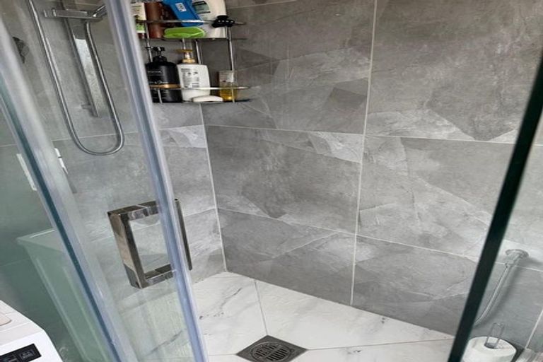 Photo of property in 152 Everglade Drive, Totara Heights, Auckland, 2105