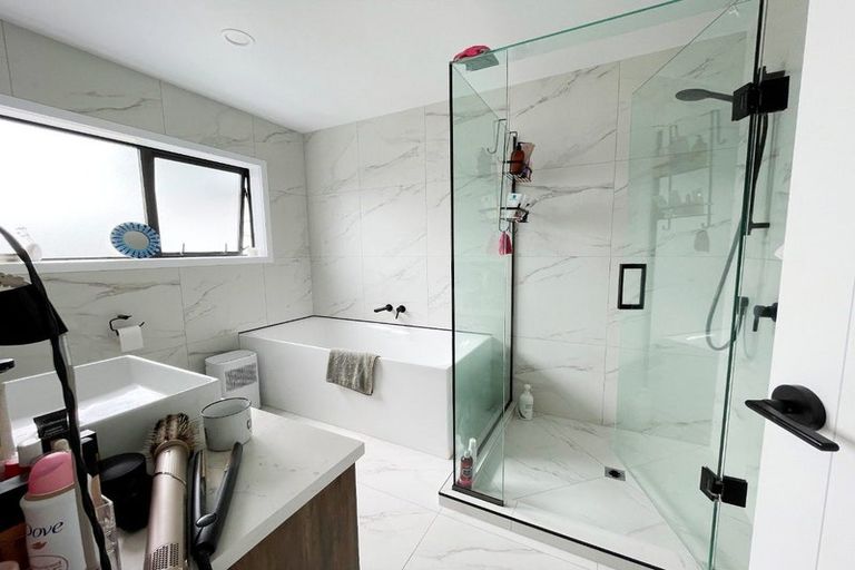 Photo of property in 20b Garland Road, Greenlane, Auckland, 1061