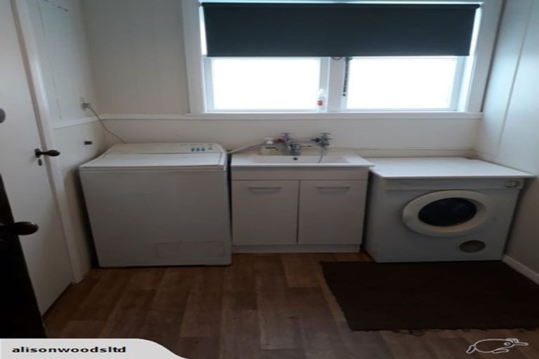 Photo of property in 27 Tika Street, Riccarton, Christchurch, 8041