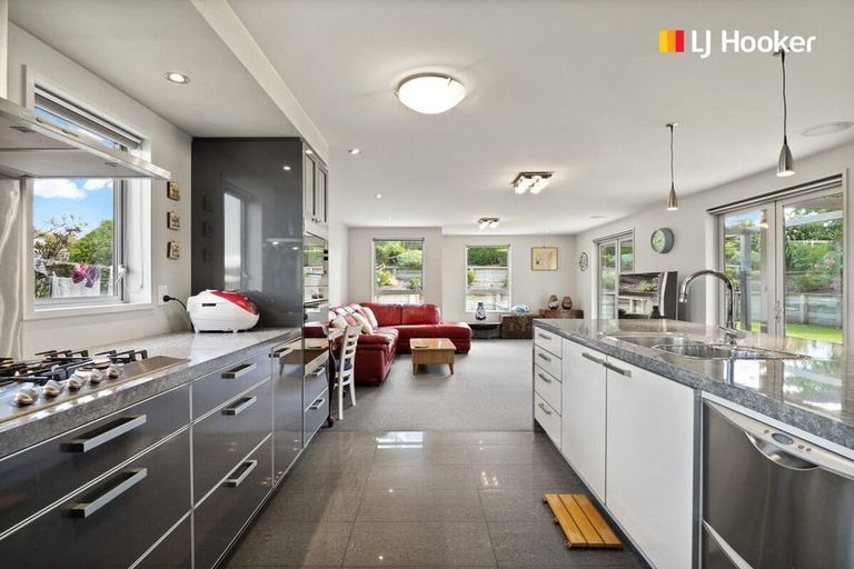 Photo of property in 9 Holyport Close, Fairfield, Dunedin, 9018