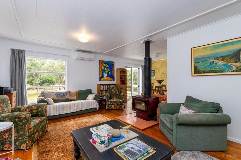 Photo of property in 21 Pleasant Valley Road, Geraldine, 7991