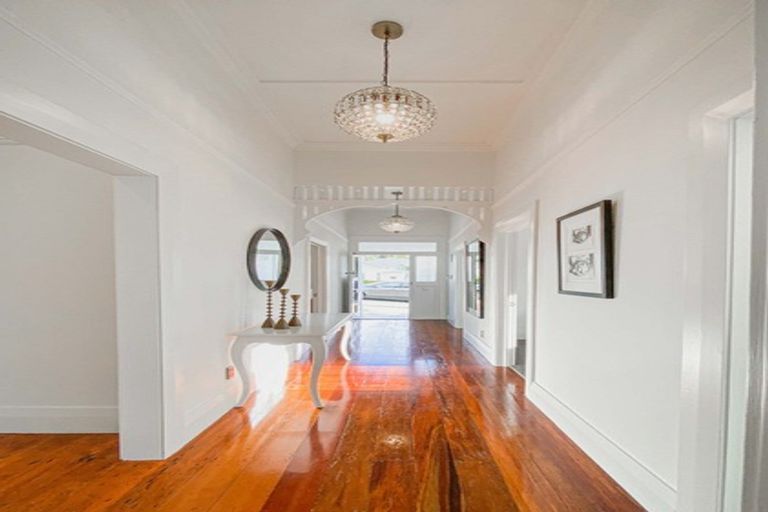Photo of property in 25 Beaconsfield Street, Grey Lynn, Auckland, 1021