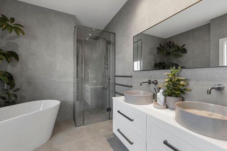 Photo of property in 17a Hamilton Avenue, Ilam, Christchurch, 8041