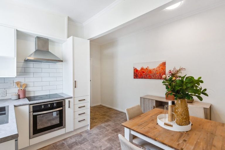 Photo of property in 93 Wellington Road, Paekakariki, 5034