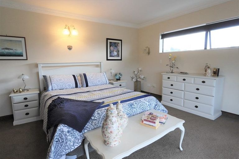 Photo of property in 39 Cordelia Street, Stratford, 4332