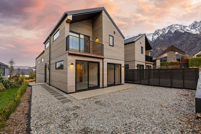 Photo of property in 45b Mcadam Drive, Jacks Point, Queenstown, 9371