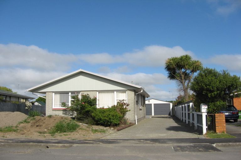 Photo of property in 4 Will Place, Rangiora, 7400