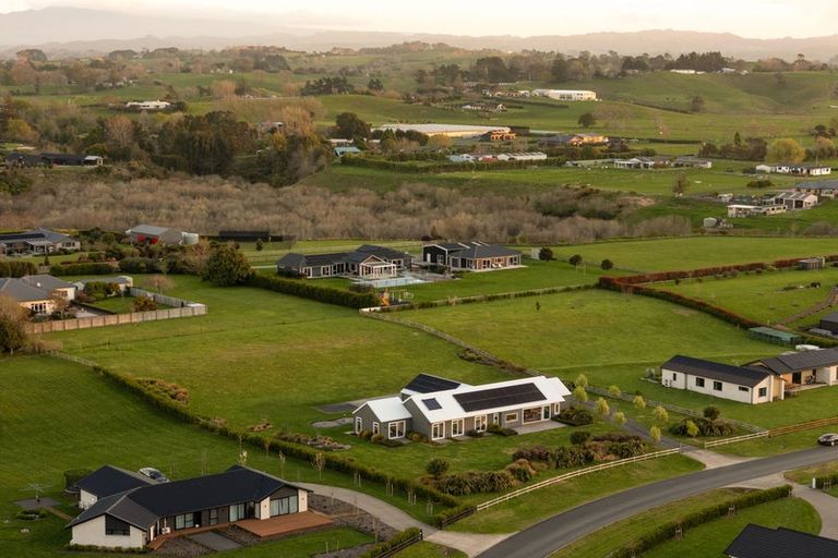 Photo of property in 8 Penbeagle Road, Te Kowhai, Hamilton, 3288