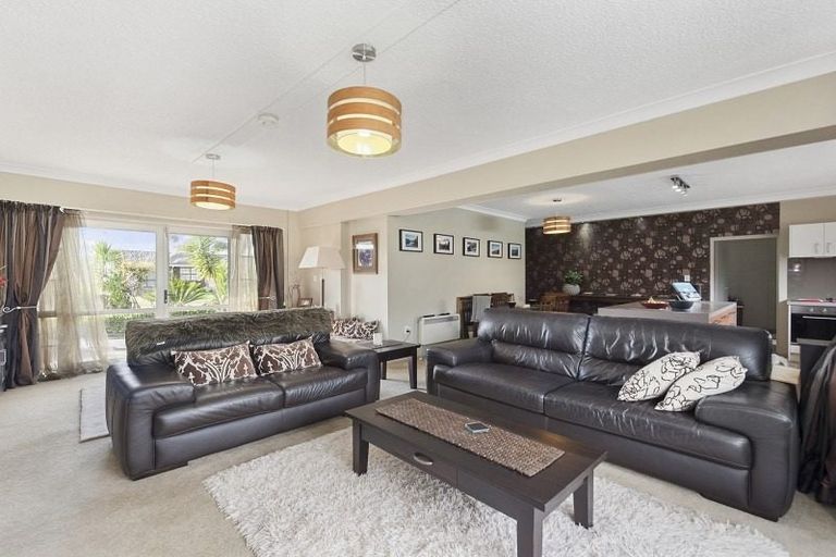 Photo of property in 13 Wilfred Street, St Andrews, Hamilton, 3200