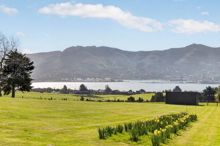 Photo of property in 2 Mount Herbert Peak Road, Diamond Harbour, 8972
