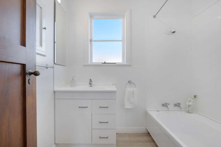 Photo of property in 77b Salonika Street, Whakatane, 3120