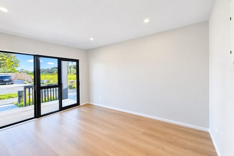 Photo of property in 22 Waimarie Road, Whenuapai, Auckland, 0618