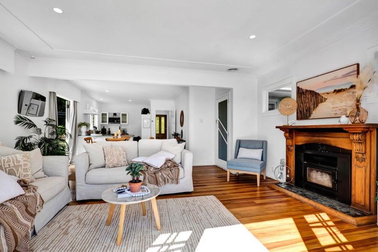 Photo of property in 76b South Road, Blagdon, New Plymouth, 4310