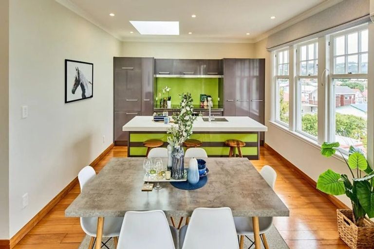 Photo of property in 110 Wexford Road, Miramar, Wellington, 6022