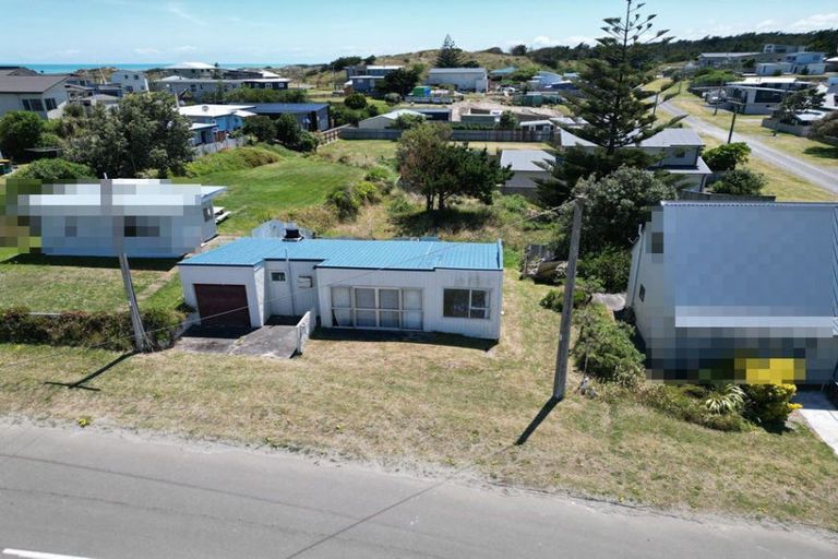 Photo of property in 7 Ocean Beach Street, Foxton Beach, Foxton, 4815