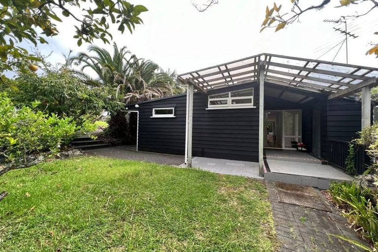 Photo of property in 14 Cloverly Crescent, Campbells Bay, Auckland, 0630