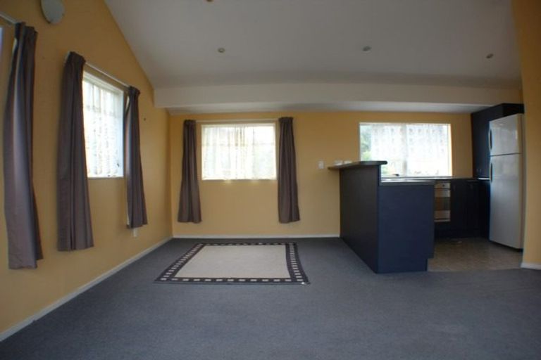 Photo of property in 18 Morere Street, Titahi Bay, Porirua, 5022