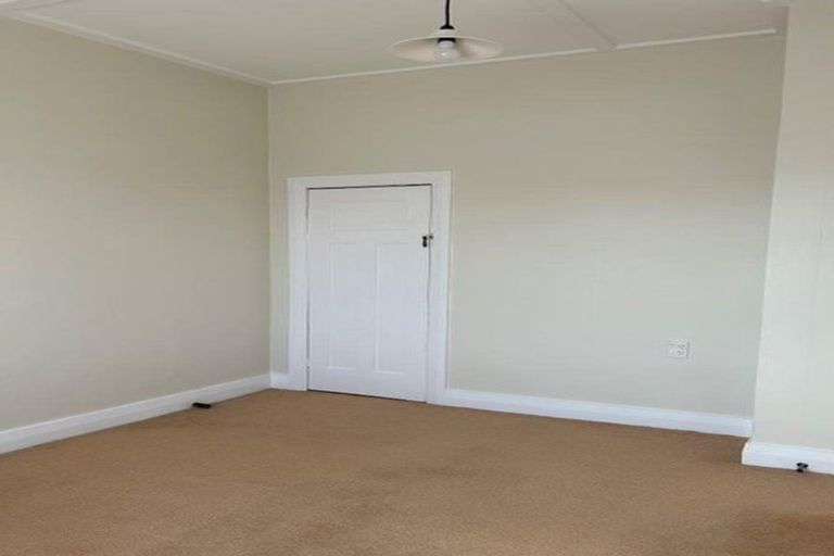 Photo of property in 12 Ellesmere Avenue, Miramar, Wellington, 6022