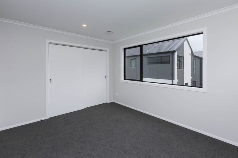 Photo of property in 3 Cynisca Crescent, Wallaceville, Upper Hutt, 5018