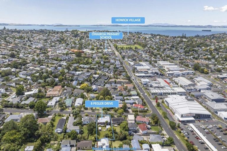 Photo of property in 8 Pegler Drive, Howick, Auckland, 2014