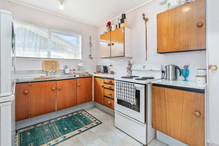 Photo of property in 15 Rakatau Place, Ruakaka, 0116