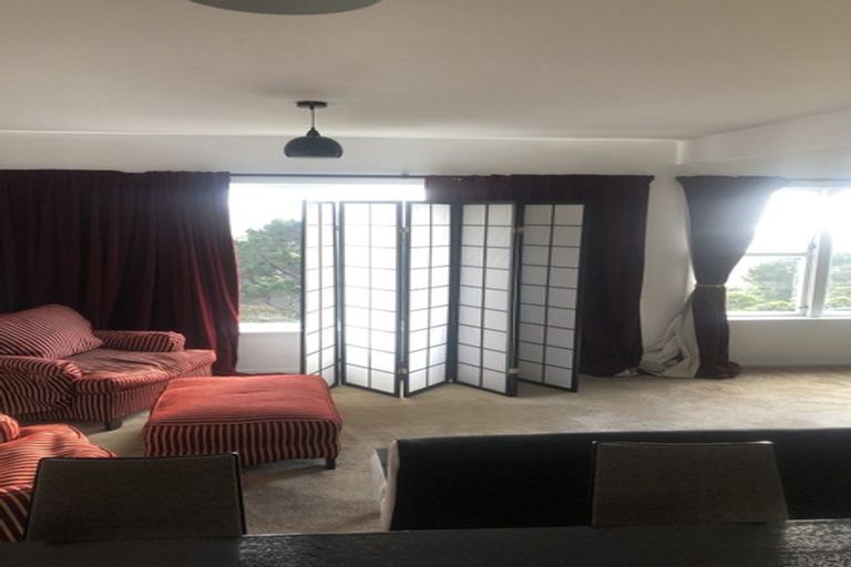 Photo of property in 61 Mortimer Terrace, Brooklyn, Wellington, 6021