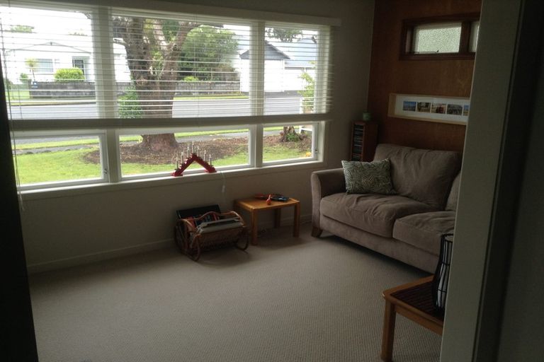 Photo of property in 37 Dorset Avenue, Westown, New Plymouth, 4310