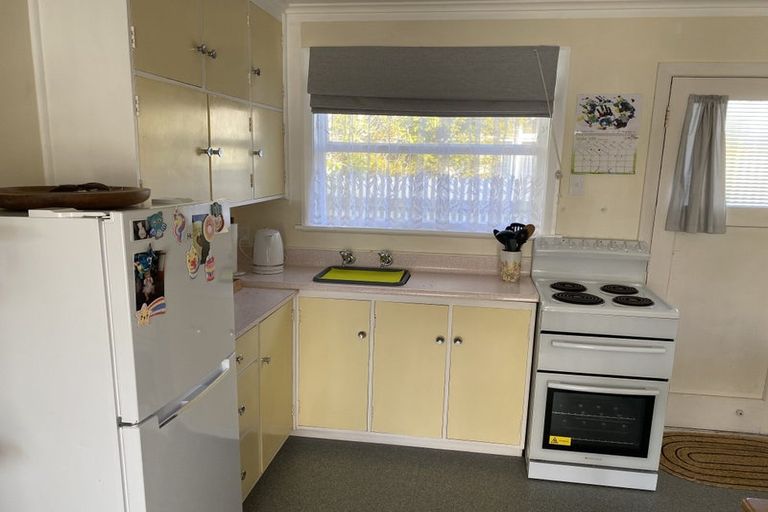 Photo of property in 33 Albert Street, Palmerston North, 4414