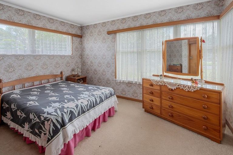 Photo of property in 1 Kowhai Park Road, Maunu, Whangarei, 0110