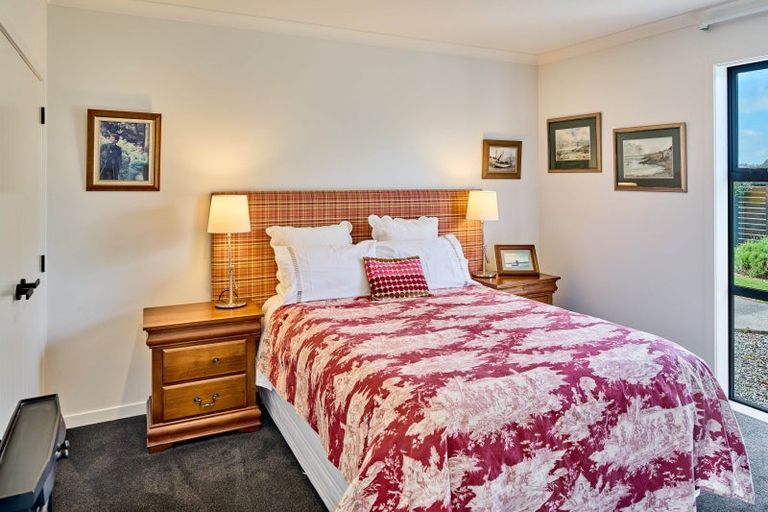 Photo of property in 41 Hudson Place, Paraparaumu, 5032