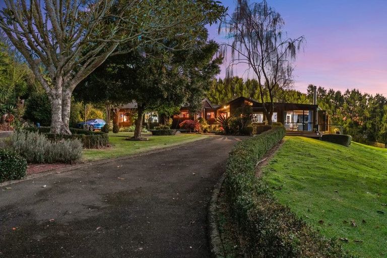 Photo of property in 77 Awanui Rise, Papakura, 2582