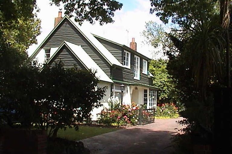Photo of property in 62 Batt Street, West End, Palmerston North, 4410