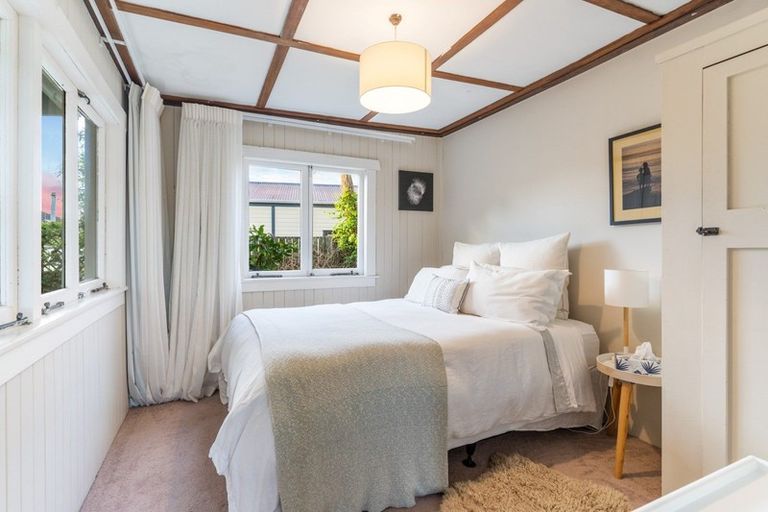 Photo of property in 220 Waitaha Road, Welcome Bay, Tauranga, 3112