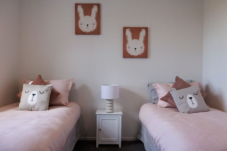 Photo of property in 1 Tremaine Avenue, Two Mile Bay, Taupo, 3330