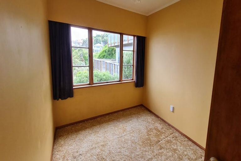 Photo of property in 19 Alexandra Road, Roseneath, Wellington, 6021